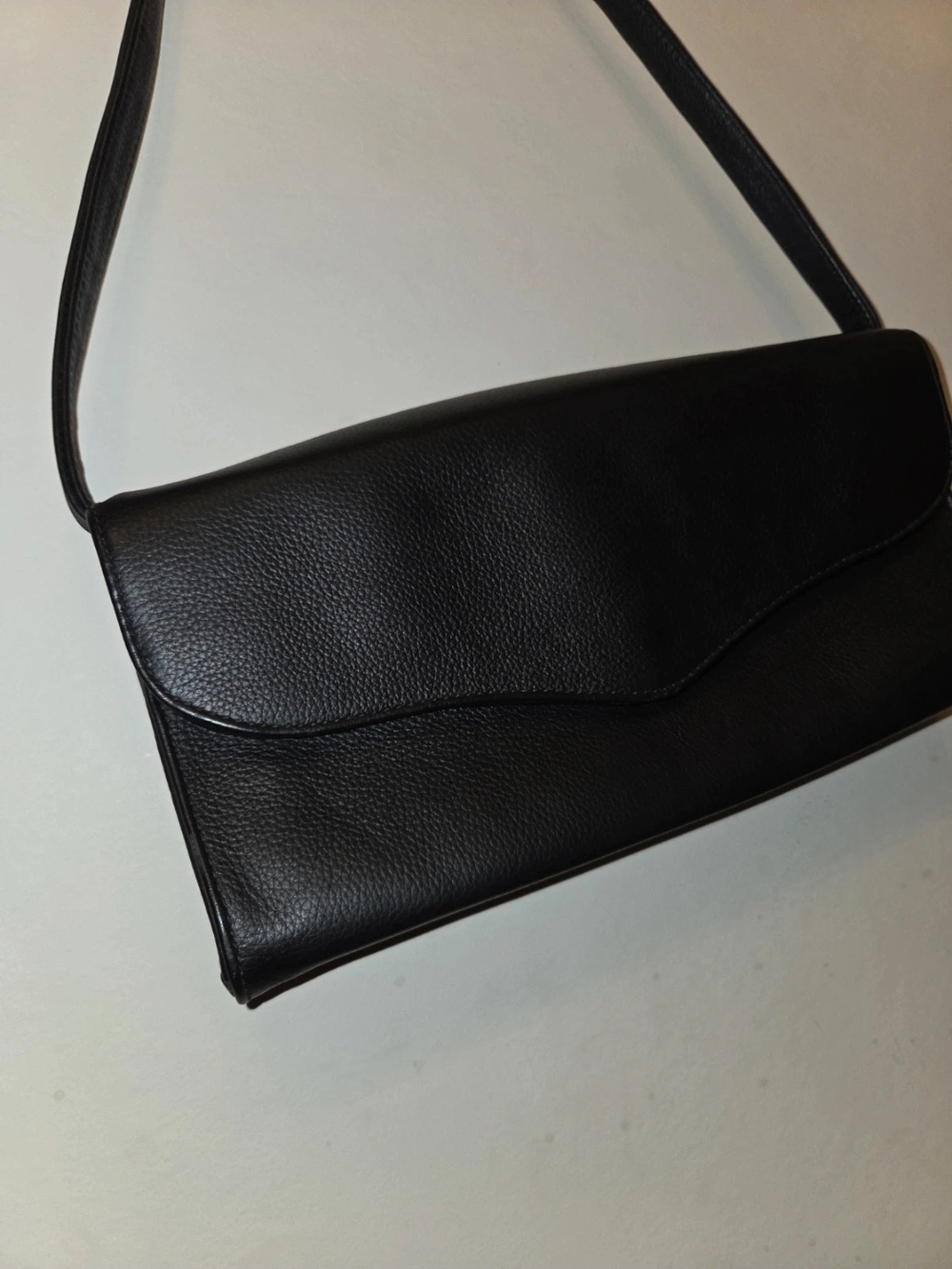 Galco Conceal Carry Classic Black Leather Shoulder Bag